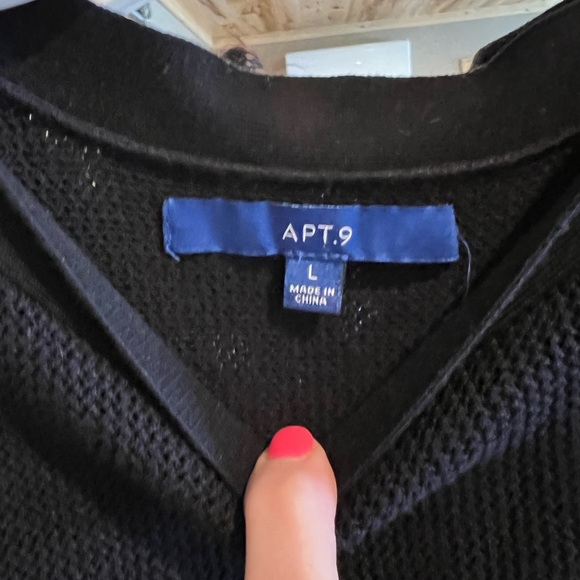 Lot Women’s sweaters Size Large APT 9 Excellent used - Picture 5 of 6